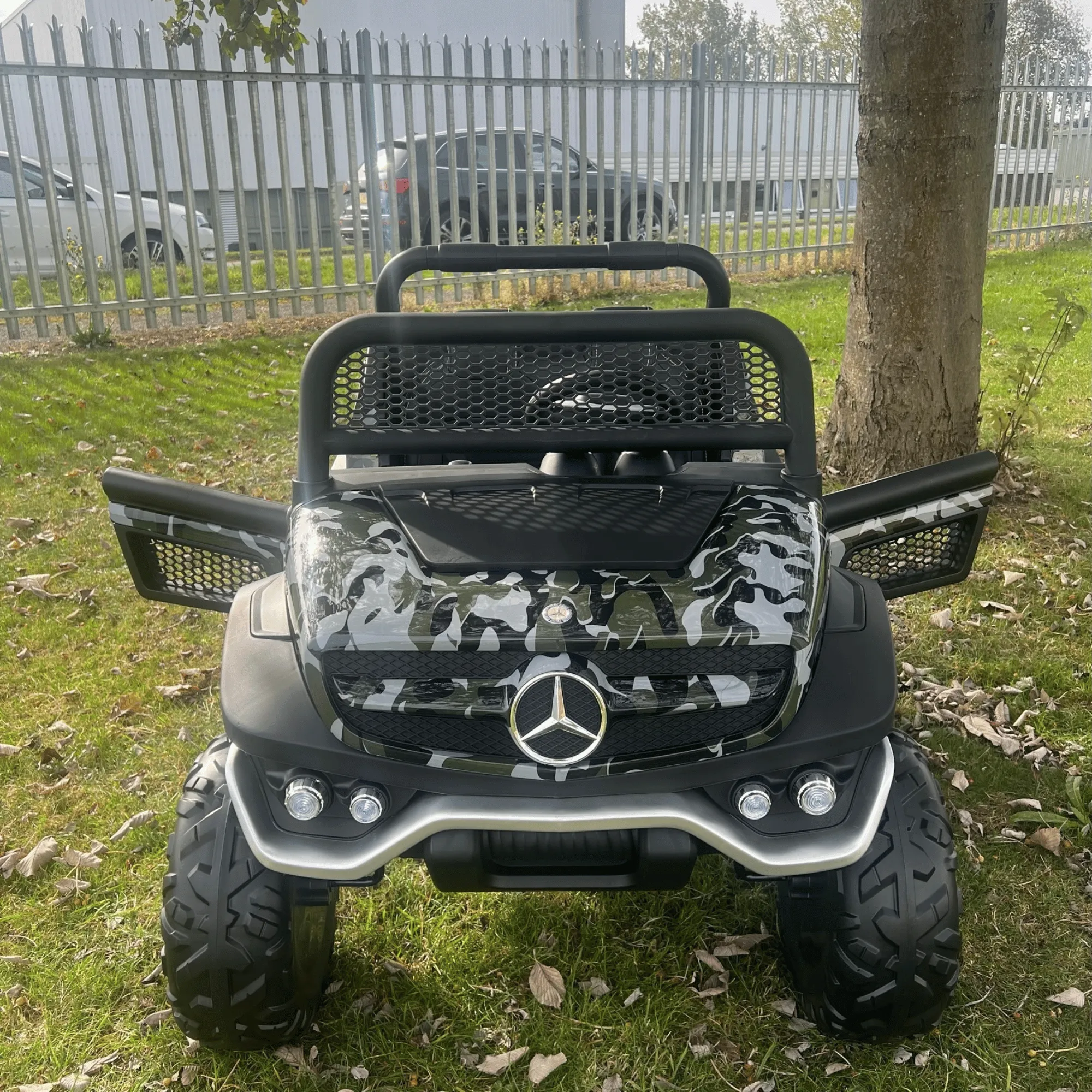 24V Mercedes Benz UniMog