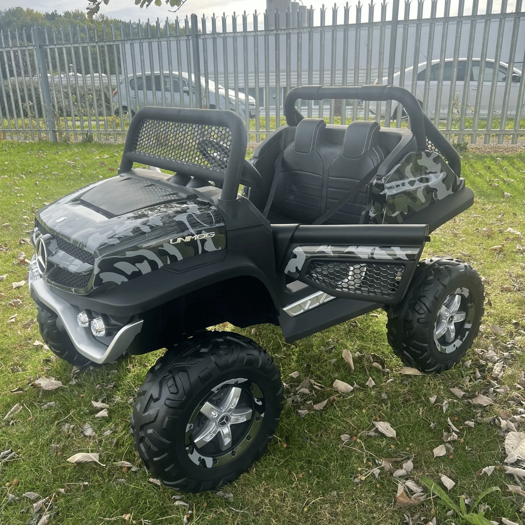 24V Mercedes Benz UniMog