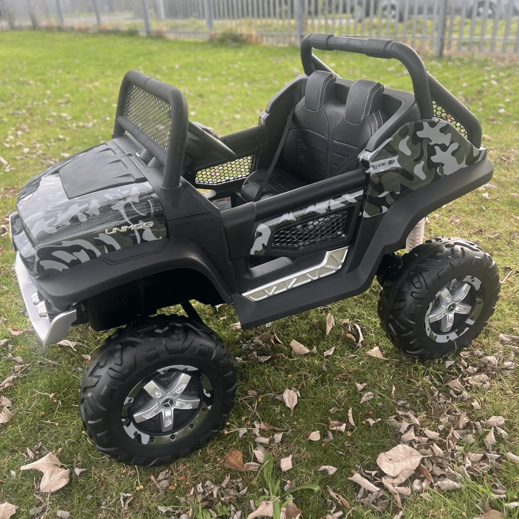 24V Mercedes Benz UniMog