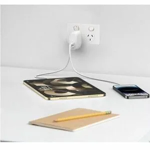 Belkin Dual USB-C PD Wall Charger with PPS 60W deliver fast charging of 0-50% in 25 minutes for iPhone