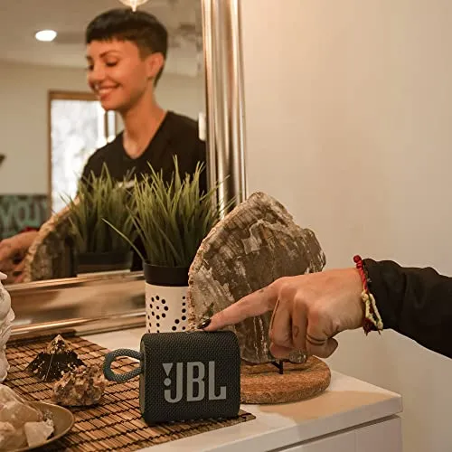 JBL Go 3: Portable Speaker with Bluetooth, Built-in Battery