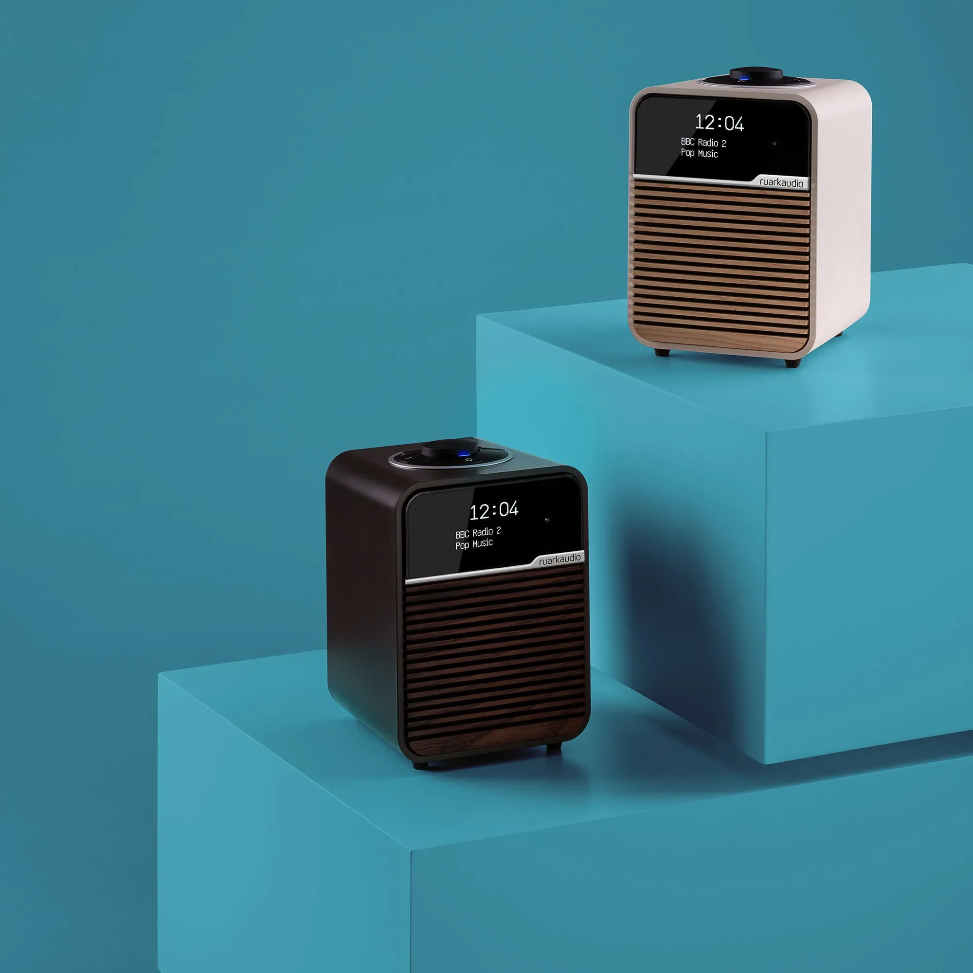 Ruark Audio R1 Mk4 Deluxe Table Top Radio