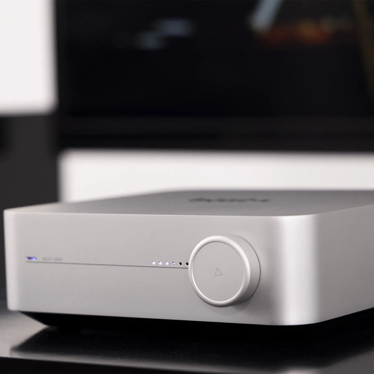 WiiM Amp Multiroom Streaming Amplifier with AirPlay 2, Chromecast, & Voice Control (Silver)